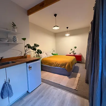 Sleepout On Stone St Apartment